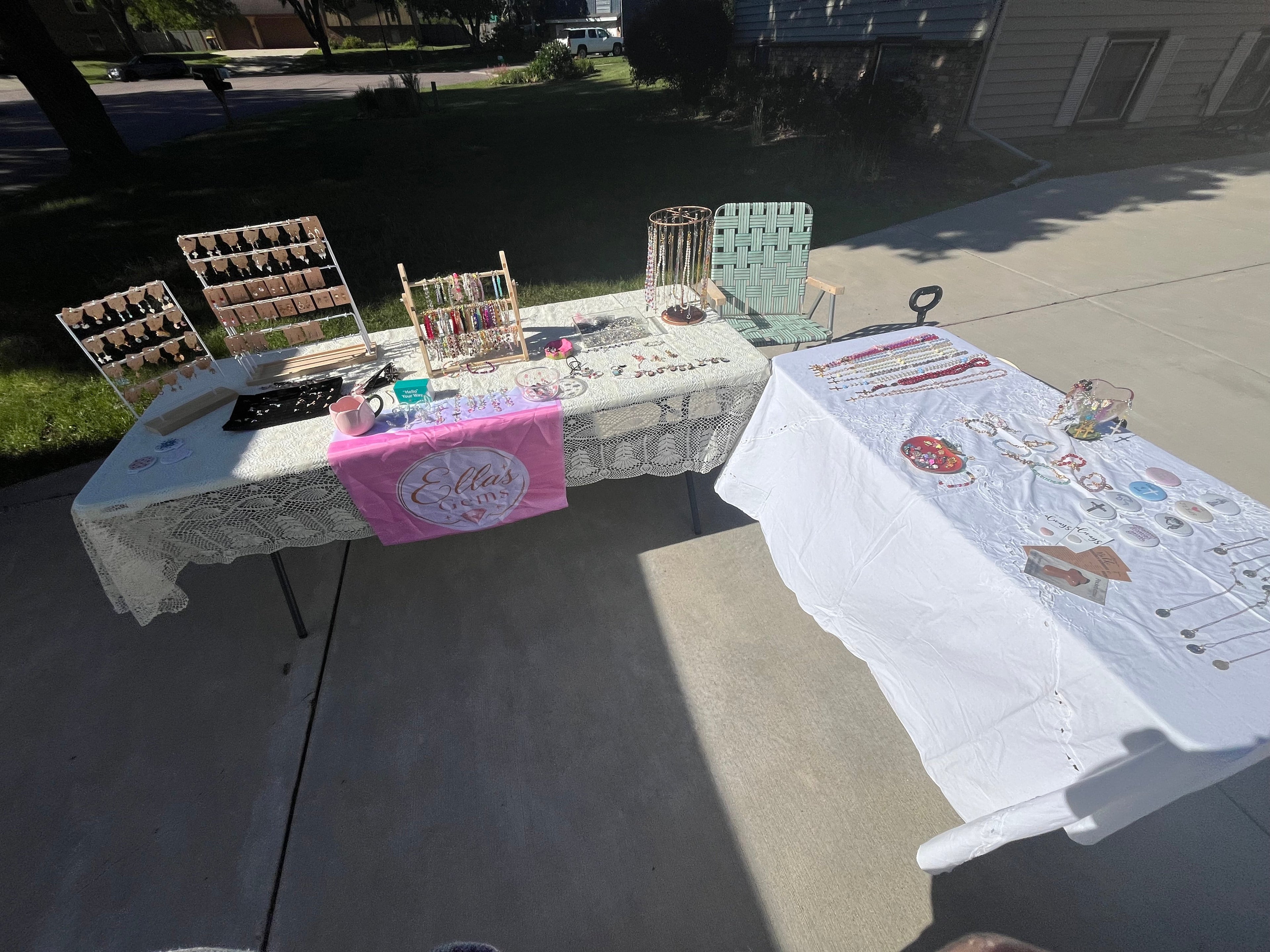 Pop ups at Apple valley villa